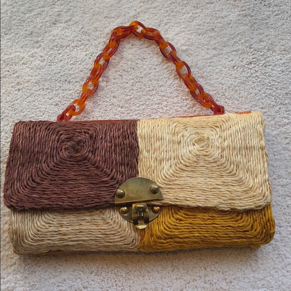 Vintage Heavy Duty Raffia Purse with Lucite handle